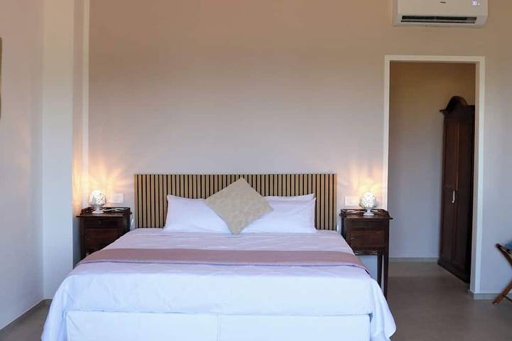 Chambre d’hôte pour 2 personnes, avec Jardin et Piscine à Parabita - 2