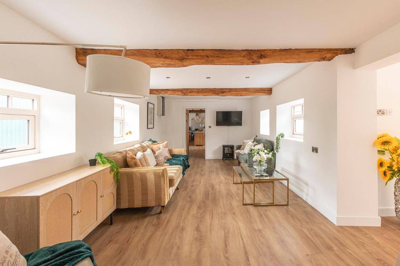 Five-Bedroom House in Sherwood Forest, Nottinghamshire
