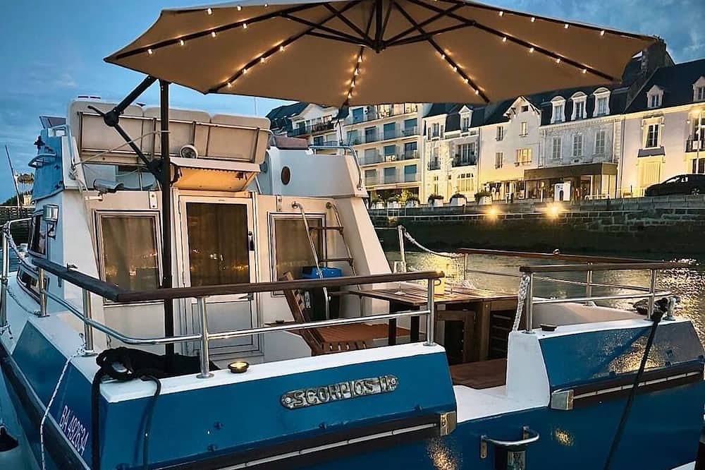 Rétro bateau Scorpios Ii in La Baule-Escoublac, Côte d'Amour