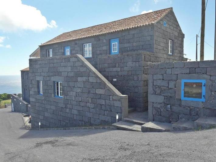 Casa de férias para 5 pessoas, com jardim e vista em Ilha do Faial