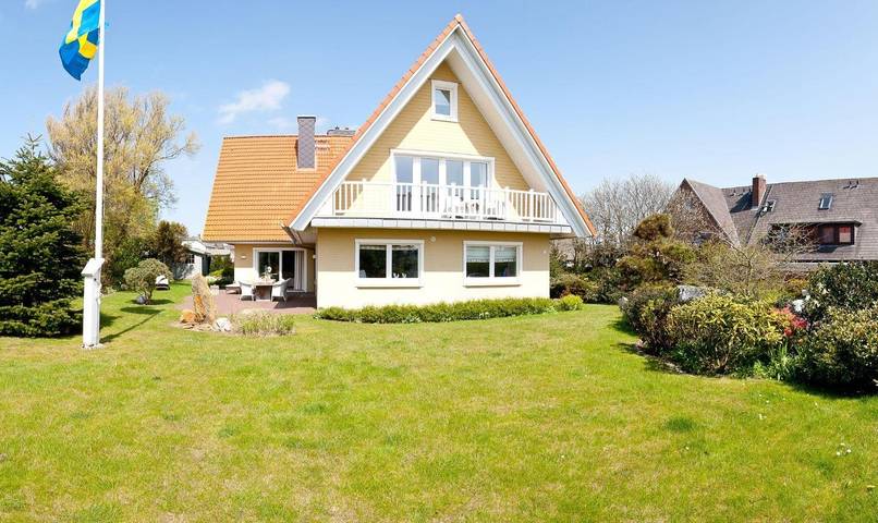 Ganze Wohnung, Wunderschöne 3-Zimmer Ferienwohnung mit ca. 92 m², für bis zu 4 Personen in Wenningstedt, Sylt