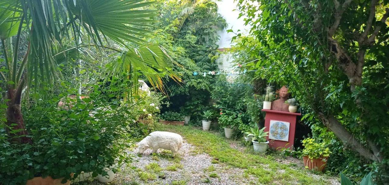 Casa con jardín frente Playa de Burriana in Burriana, Costa del Azahar