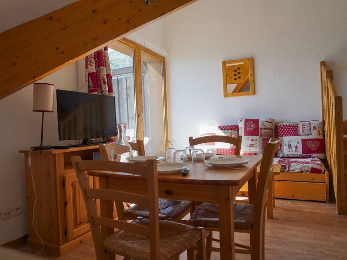 Gîte pour 4 personnes à Montgellafrey - 2