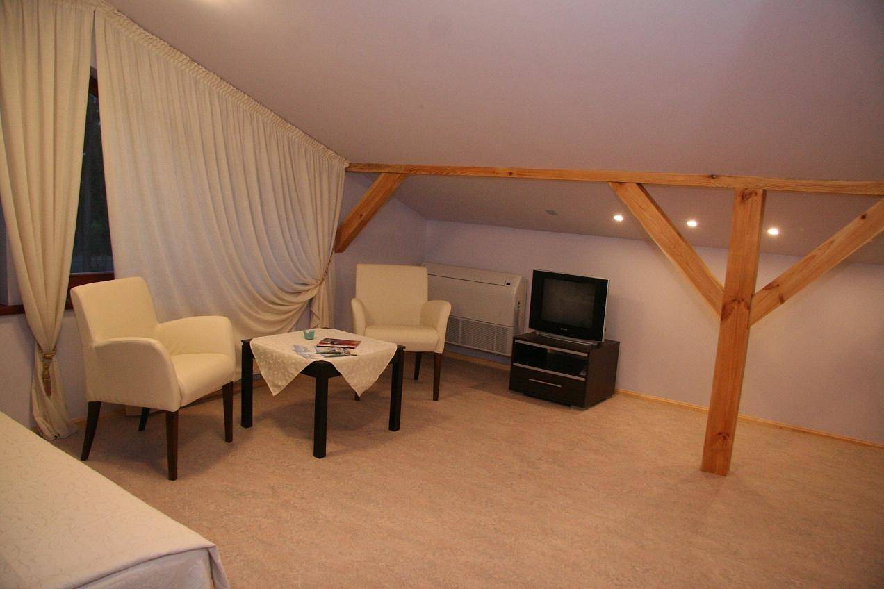 Valensija - Suite for two in nice hotel in Jūrmala, Livonia