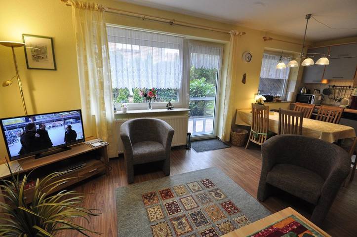 Ferienwohnung für 3 Personen, mit Terrasse und Garten in Carolinensiel - 3