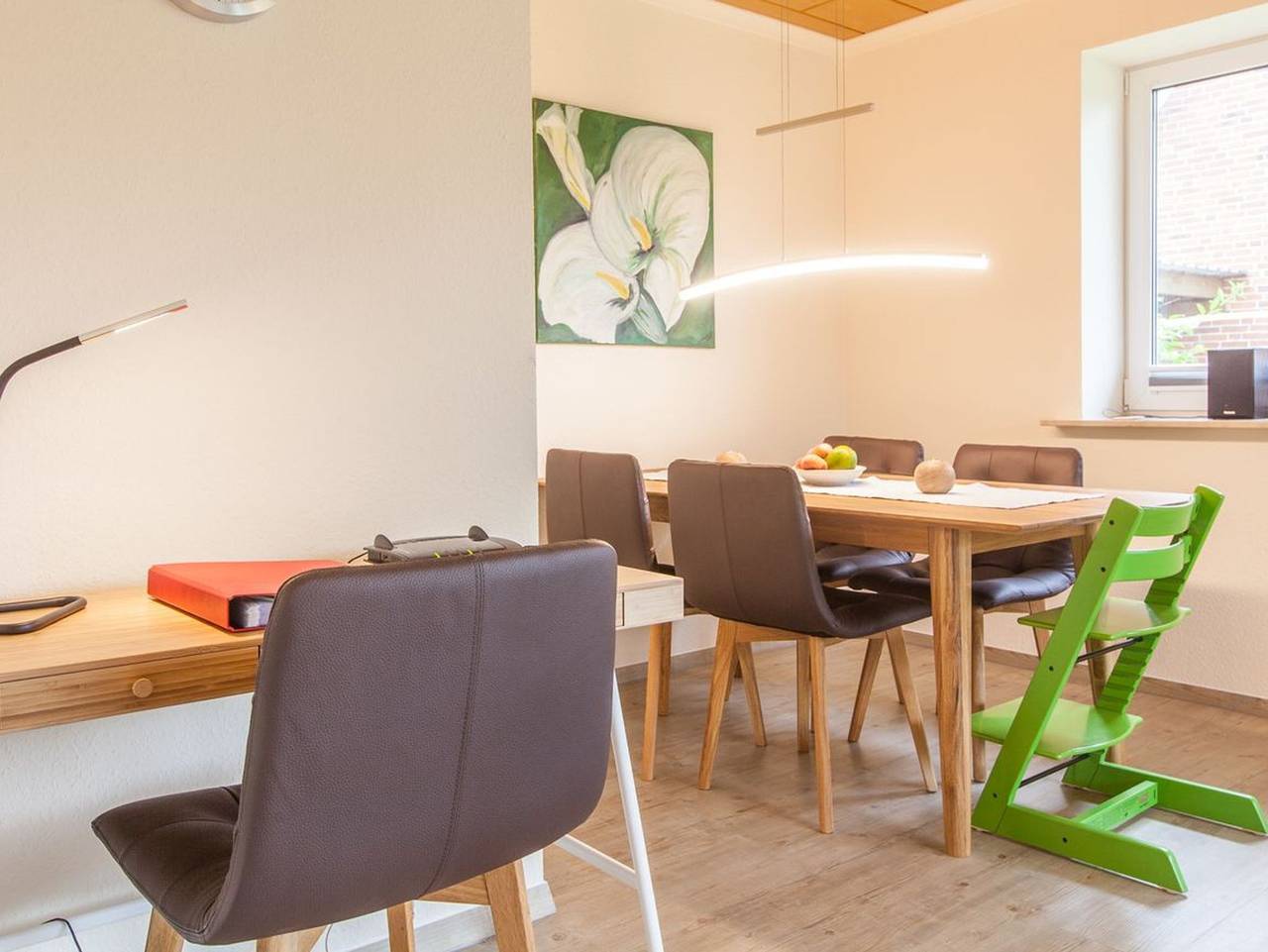 An Diek mit Wallbox in Ekenis, Boren