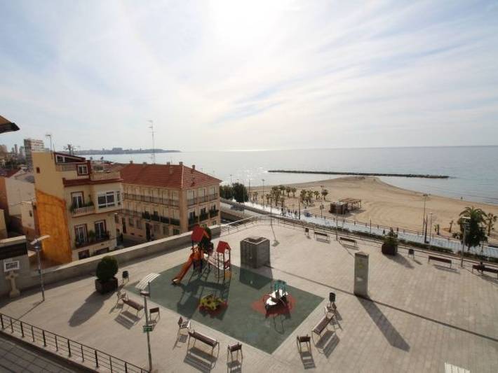 Entire apartment, Apartamento Playa Postiguet in Raval Roig, Alicante