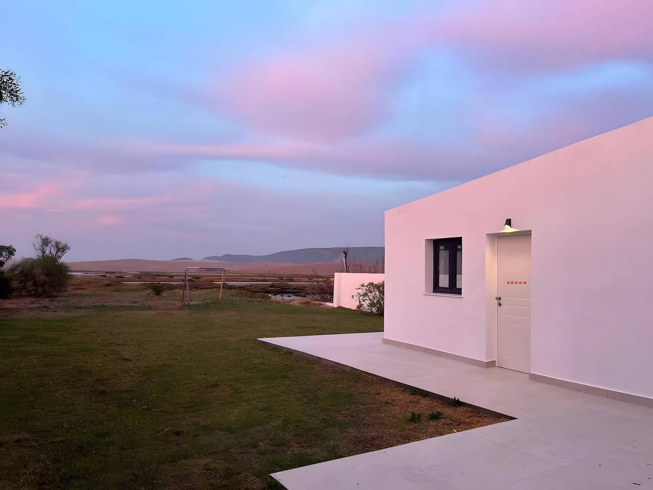 Villa Marismas – Barbate Strand, 5 Schlafzimmer, privater Garten, 10 Gäste in Barbate, Costa de la Luz