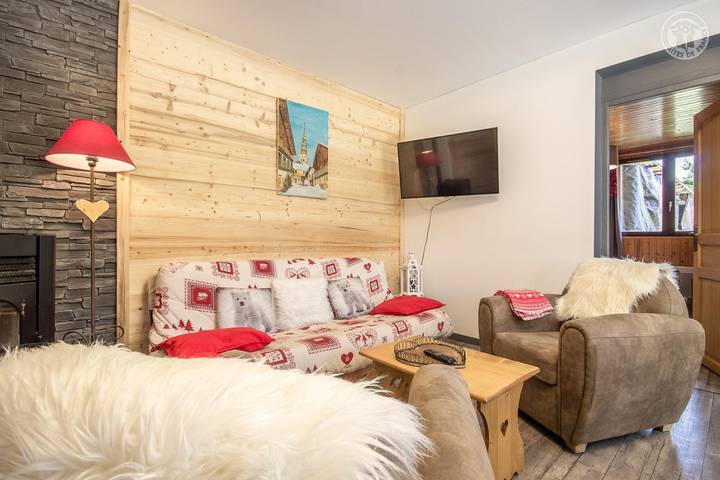 Gîte pour 6 personnes, avec jardin ainsi que terrasse et piscine à Hauteluce - 4