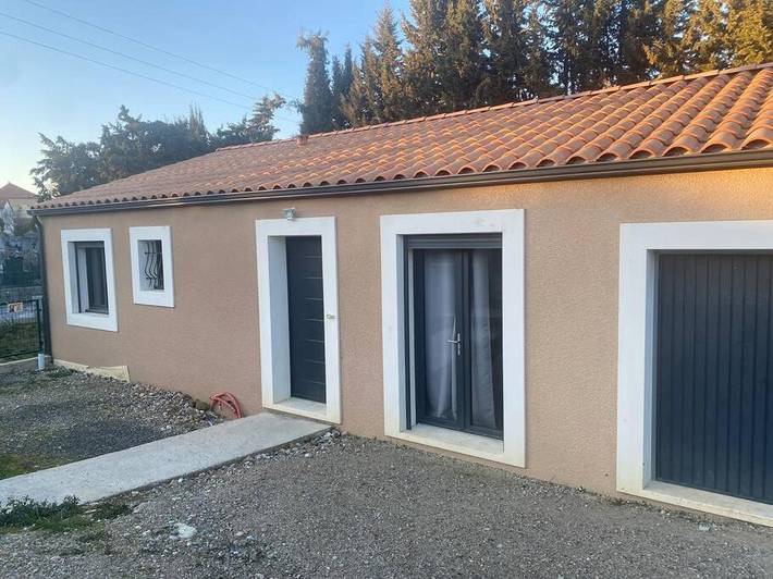 Villa pour 4 personnes, avec jardin et piscine, animaux acceptés