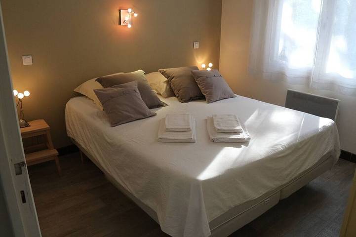 Location de vacances pour 8 personnes, avec jardin et terrasse à La Bouilladisse - 2