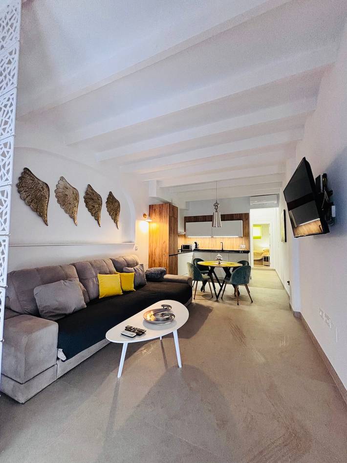 Apartamento entero, Apartamento 'Portichuelo Majuelo' con Wi-Fi y aire acondicionado in Playa San Cristobal, Almuñecar