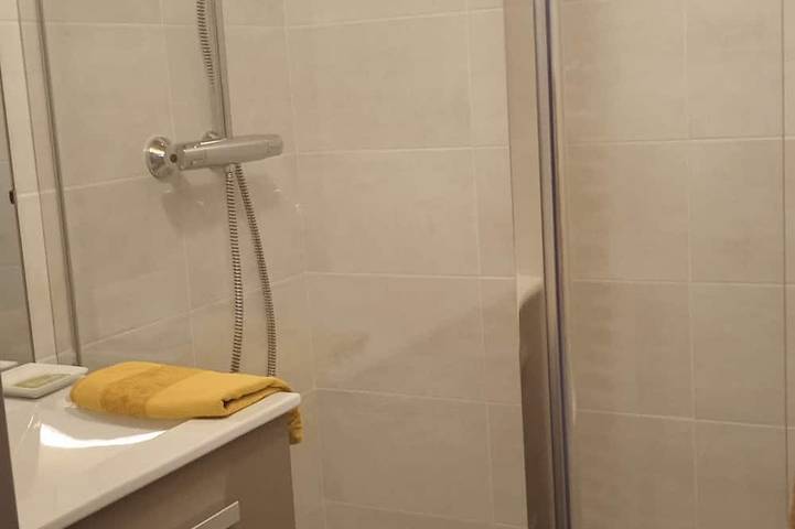 Gîte pour 4 personnes, avec jardin à Ancelle - 3