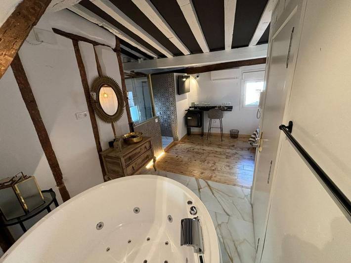 Casa de huéspuedes para 2 personas, con Jacuzzi en Cuenca