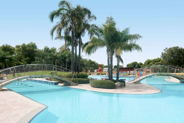 Ferienhaus für 5 Personen, mit Pool und Garten, mit Haustier