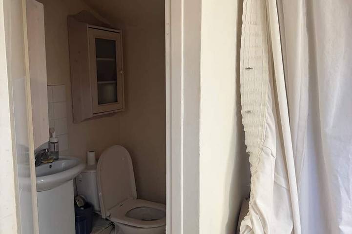 Appartement entier, Charming 2-bedroom apartment with Ac in Courbevoie in Courbevoie, Hauts-de-Seine