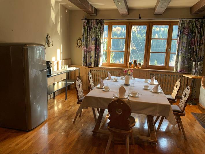 Apartamento para 10 personas, con Balcón y Terraza además de Jardín y Sauna en Sankt Anton am Arlberg