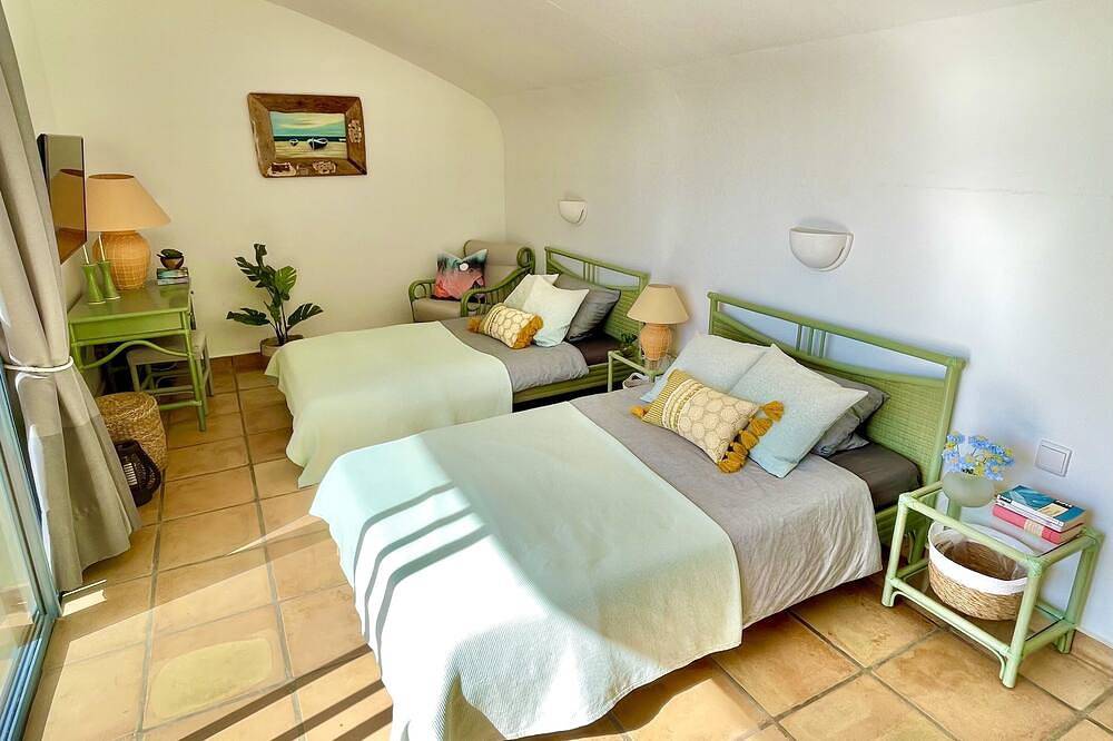 Luxury Villa with wonderful oceanview, private pool & Wifi in Playa Esmeralda Norte, Pájara