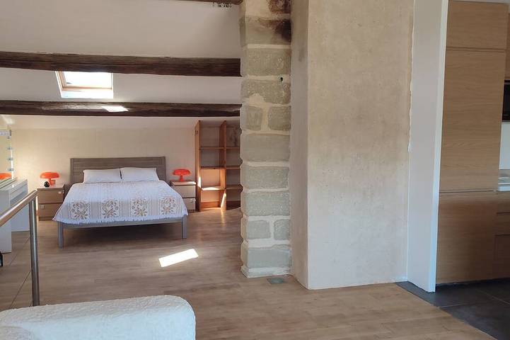 Appartement entier, Le Mas des 2 Tilleuls Appartement de charme proche Uzès in Saint-Quentin-la-Poterie, Région de Nîmes