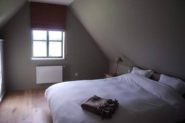 Vacation Rental for 12 Guests in Bruges, West Flanders, Picture 1