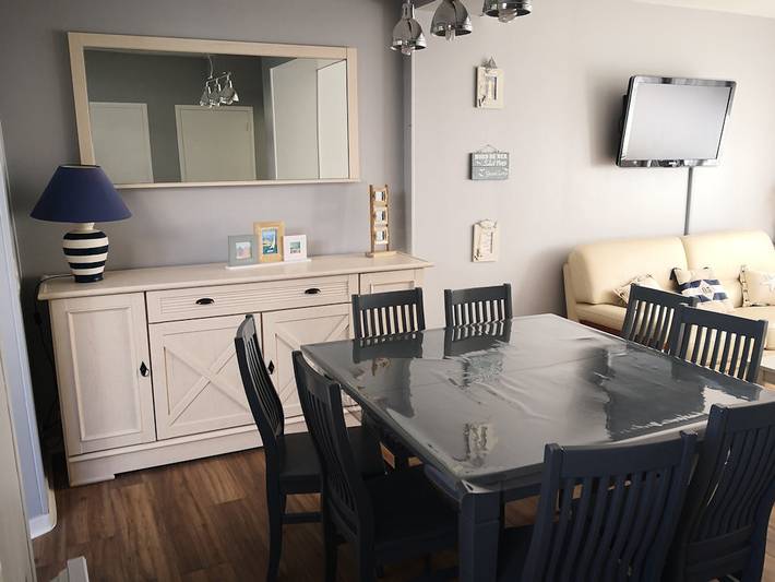 Gîte pour 8 personnes, avec terrasse dans Port de Saint-Vaast la Hougue - 3