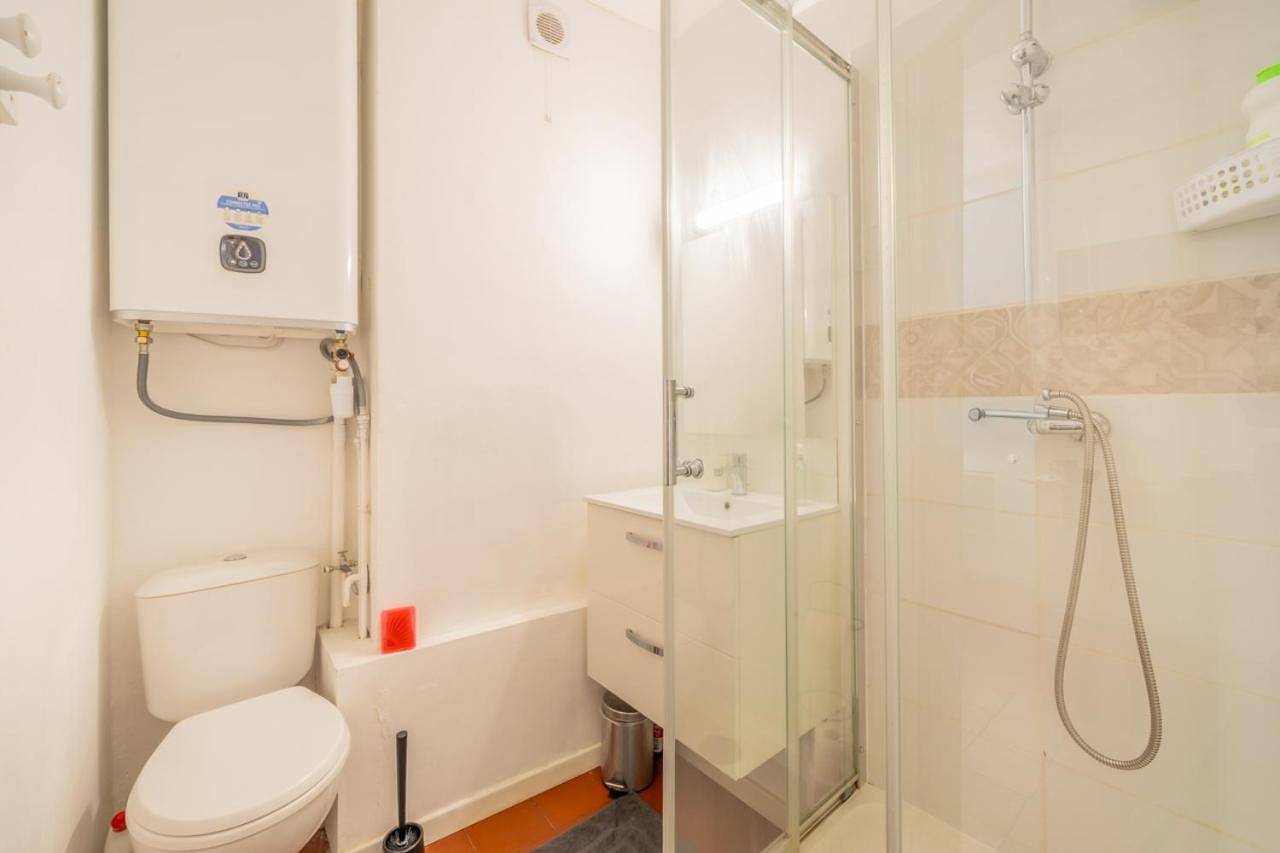 Appartement entier, Studio lumineux en centre de Beaucaire 2 pers - Cocon 3 in Beaucaire, Région de Nîmes