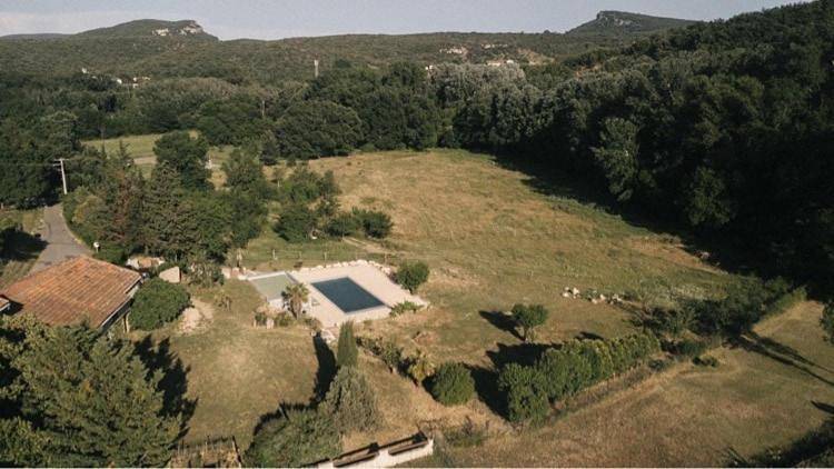 Location de vacances pour 12 personnes, avec piscine et jardin à Allègre-les-Fumades - 3