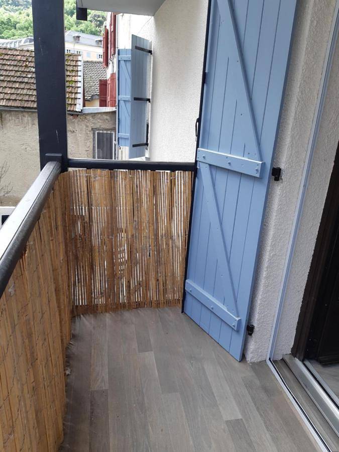 Gîte pour 4 personnes, avec terrasse et vue dans Bains Du Couloubret - 4