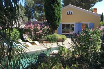 Villa pour 8 personnes, avec jardin, animaux acceptés à Saint-Cyr-sur-Mer