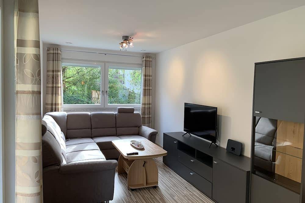 Ganze Wohnung, Modern attraktive Ferienwohnung (55qm) mit eigener Terrasse in Schöllkrippen, Spessart-Mainland