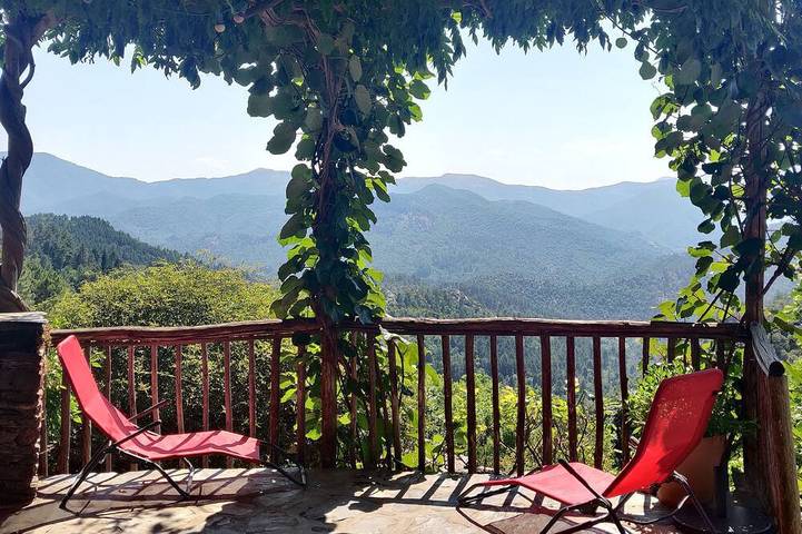 Gîte pour 5 personnes, avec Terrasse à Moissac-Vallée-Française