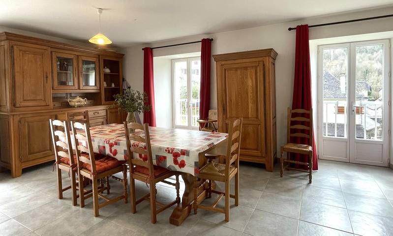 Gîte pour 8 personnes, avec terrasse dans vallée d'Aspe - 4