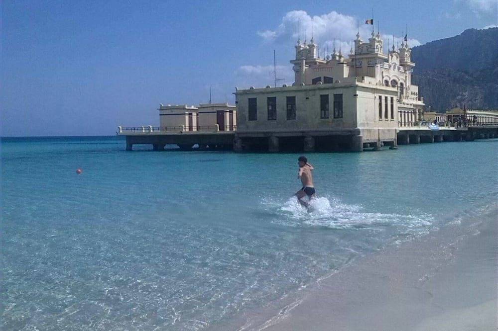Apartamento entero, Casa de vacaciones Partanna Mondello in Palermo, Provincia de Palermo