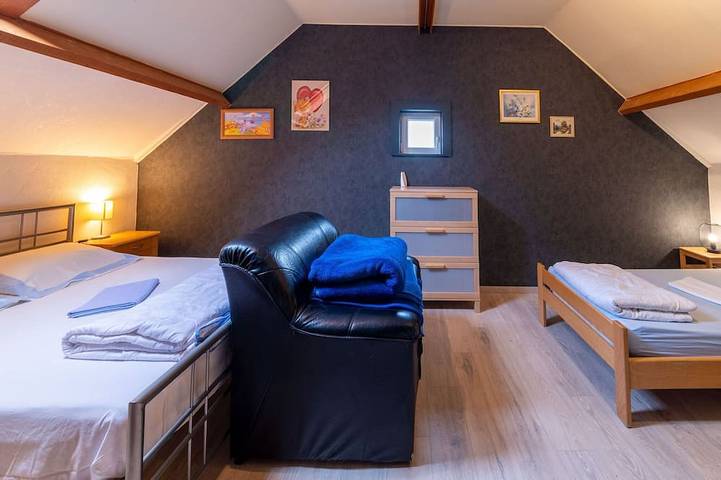 Location de vacances pour 6 personnes, avec jardin et terrasse à Érezée - 4