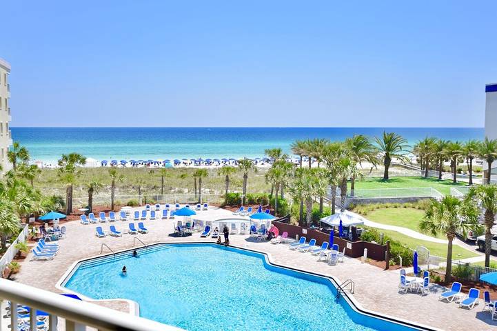 Vacation rental for 6 people, with pool and hot tub as well as balcony in Okaloosa Island