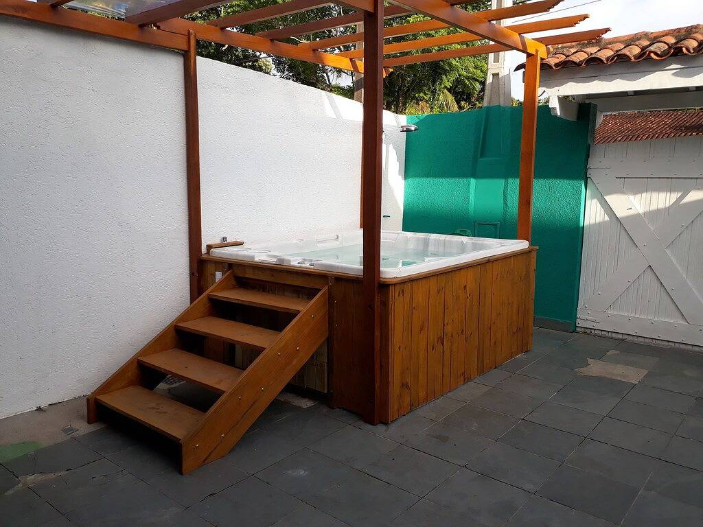 Das Haus liegt in der Nähe von Supermarkt, Restaurants, Krankenhaus in Ilhabela