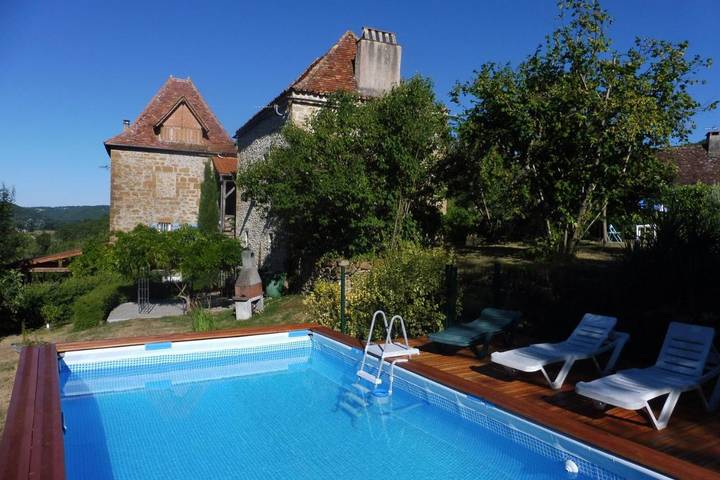 Location de vacances pour 5 personnes, avec vue ainsi que piscine et jardin, adapté aux familles à Béduer - 2