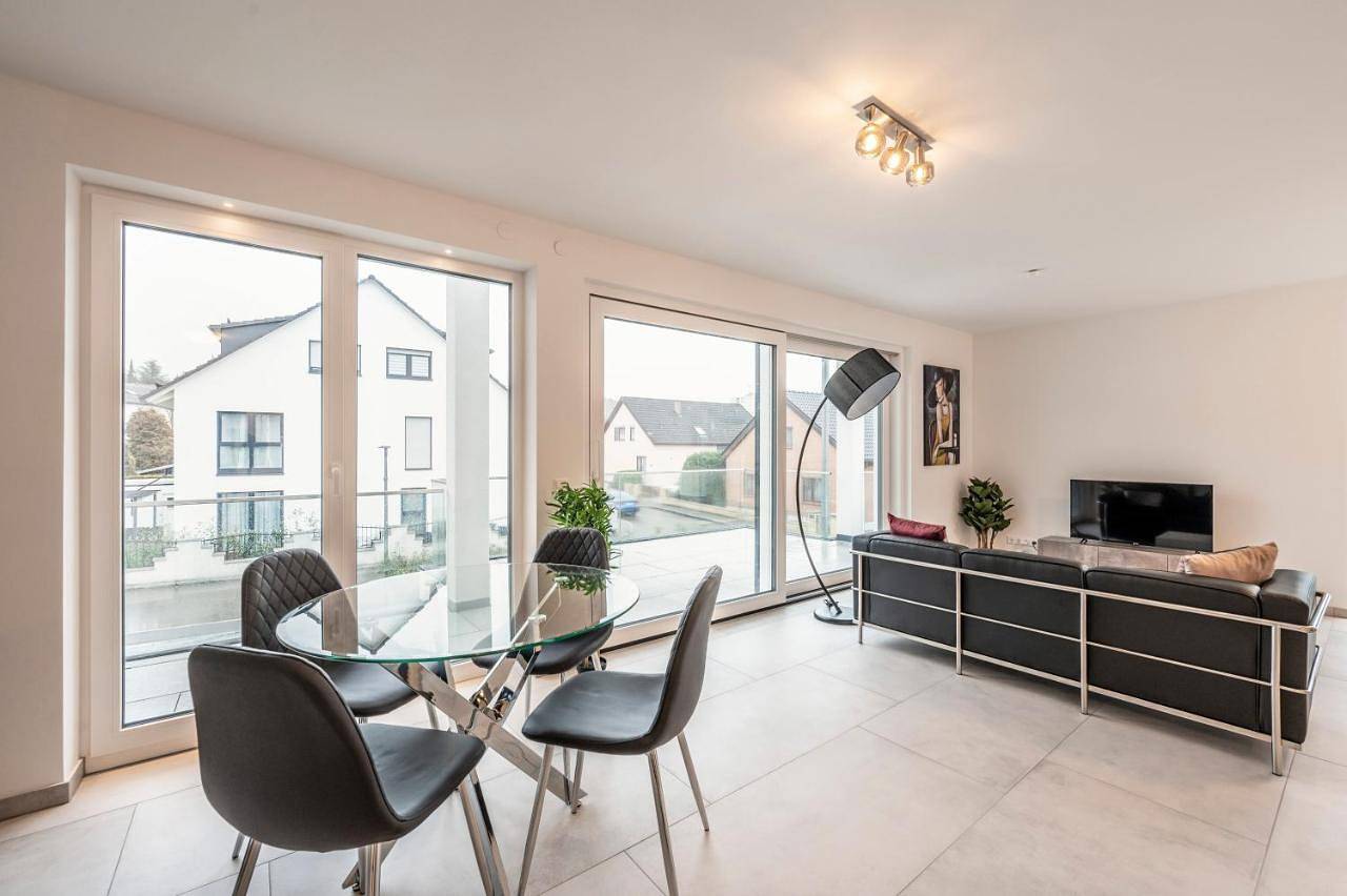 Appartement entier, Exquis Luxus Apartment Usm I Kamin I Terrasse I Parkplatz I Mercedes in Böblingen, Landkreis Böblingen