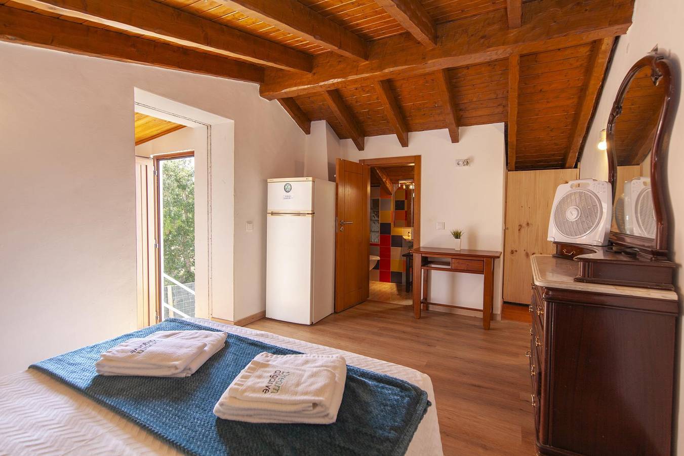 Apartamento inteiro, Apartamentos para Temporada para 2 pessoas com jardim in Distrito de Faro