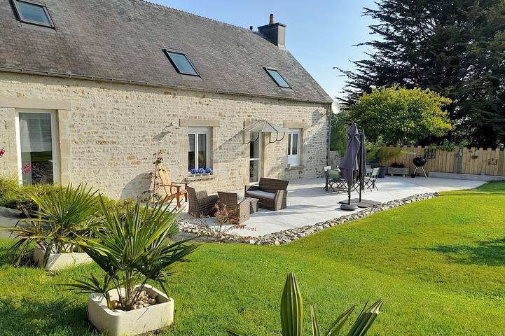 Ferienhaus für 8 Personen, mit Garten und Terrasse sowie Whirlpool