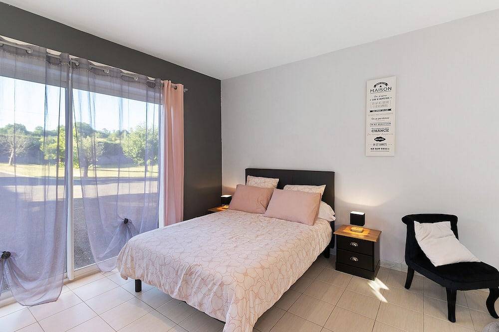 Appartement entier, Studio à la campagne in Saint-Julien-de-Lampon, Quercy