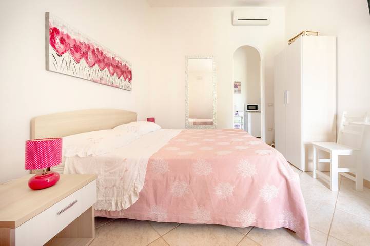 Gîte pour 2 personnes, avec Jardin et Vue sur le lac dans Région d'Otranto - 4
