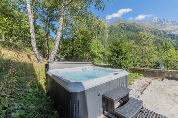 Ferienhaus für 8 Personen, mit Balkon und Terrasse sowie Kinderpool in Chamonix - 4