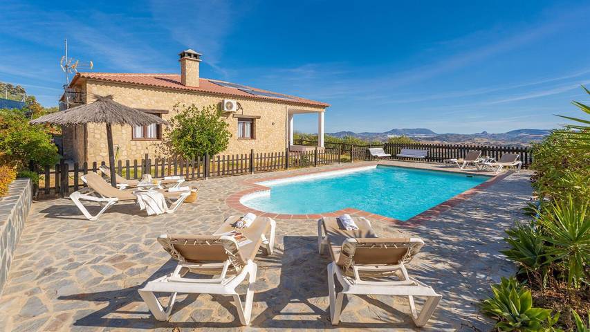 Villa for 6 people, with pets - 1