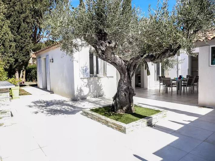 Location de vacances pour 6 personnes, avec piscine et terrasse dans Plage de la Gaillarde - 4