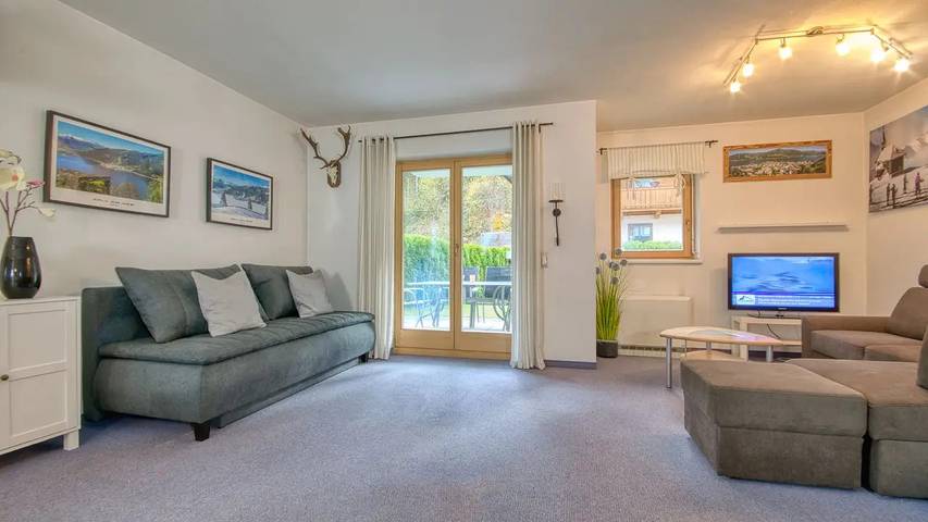 Ferienhaus für 8 Personen, mit Terrasse und Sauna in Zell am See - 2