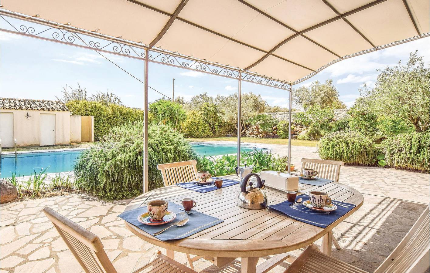 Ultimate Vacation Rental: 140sqft with AC, Parking, Pool, Kitchen & Internet in Chiaramonte Gulfi, Ragusa Province