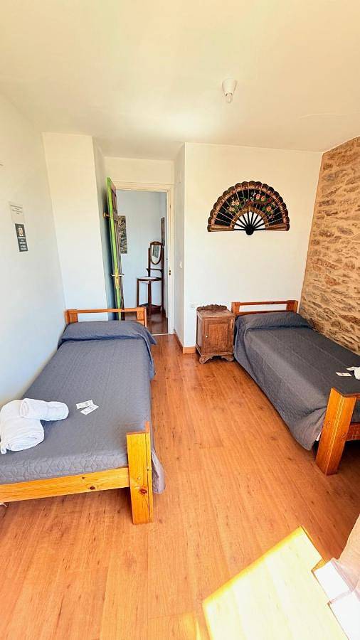 Hostal para 2 personas, con jardín y vistas en Sarria