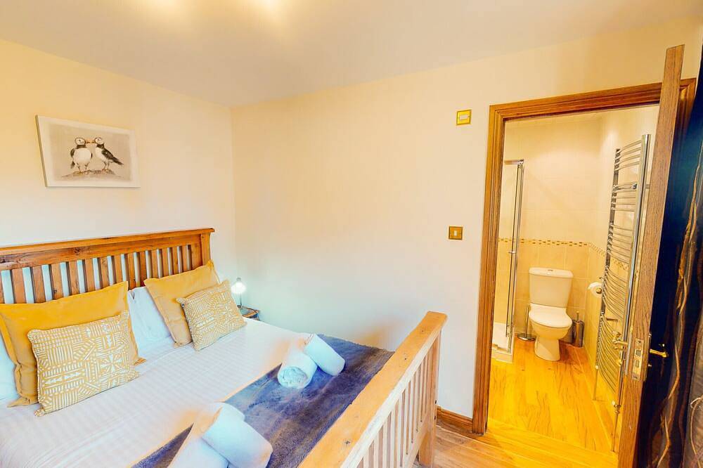 The Shieling - large Aviemore hot tub lodge in Aviemore, Highlands