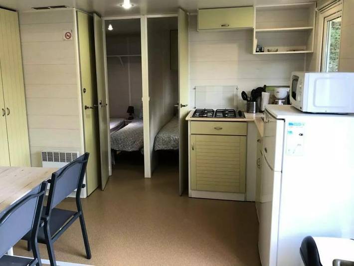 Mobil home pour 4 personnes, avec bassin pour enfant à Thonac - 4